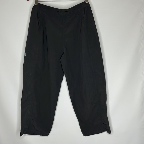 Helly Hanson 100% nylon cropped pants - Picture 2 of 10